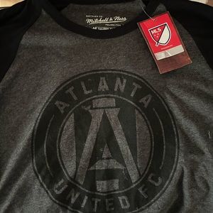 New with tags Atlanta United men’s 3 quarter sleeve